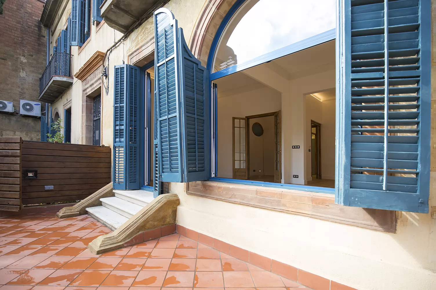 Garden apartment kitchen