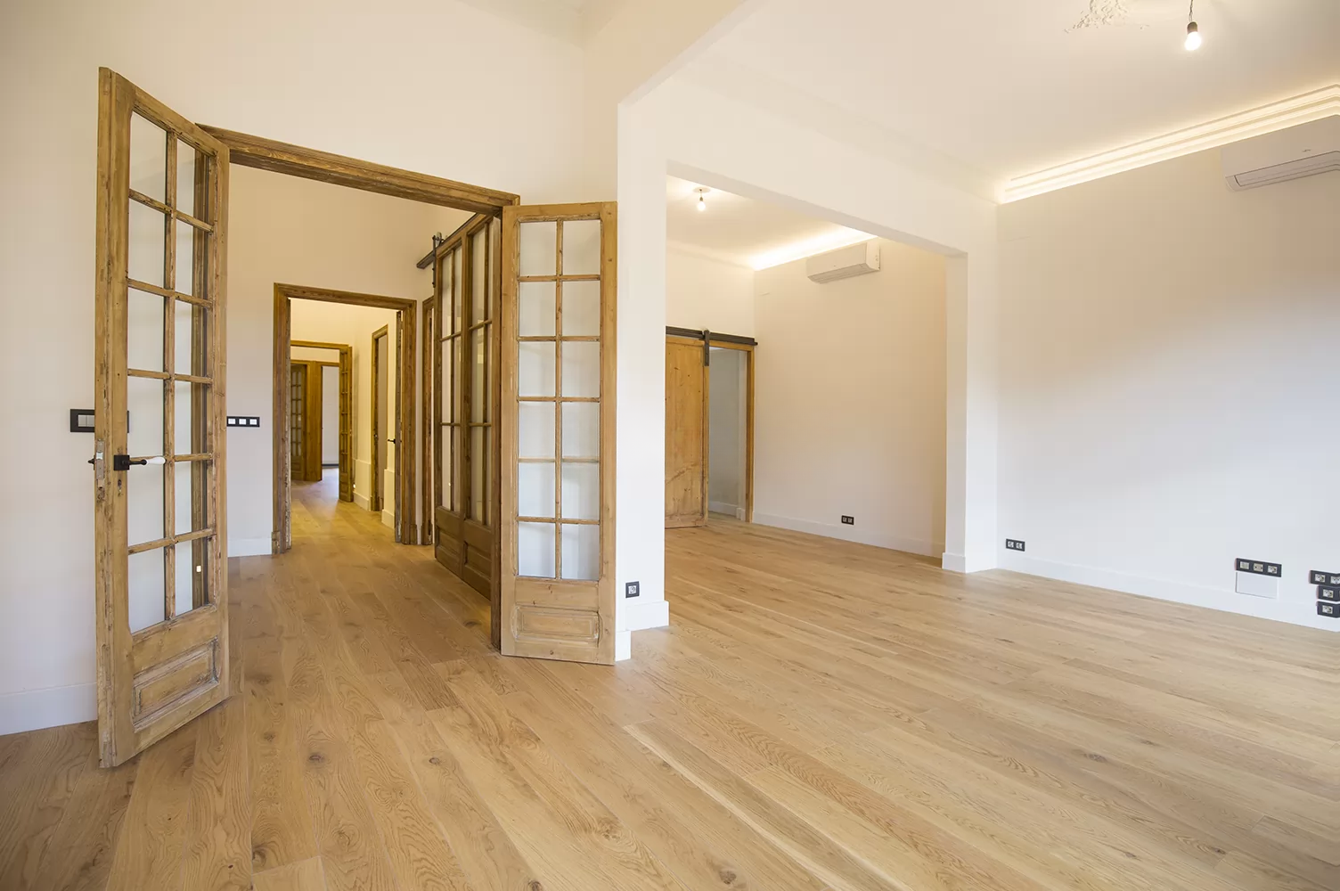 Garden apartment bedroom