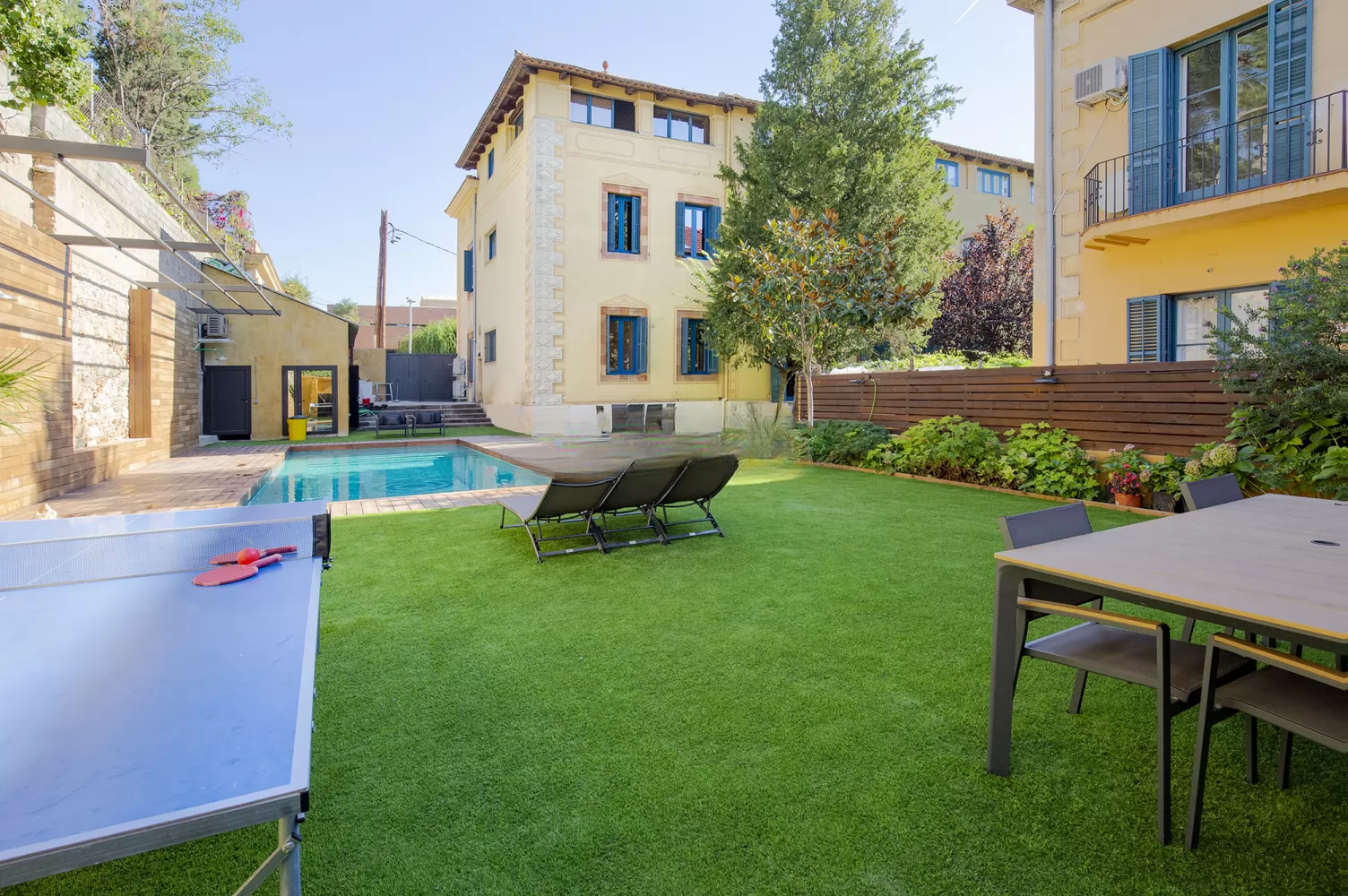 Vilana Gardens community pool